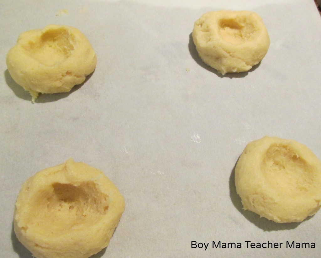 Boy Mama Teacher Mama  Bird's Nest Cookies for Spring and Easter.jpg
